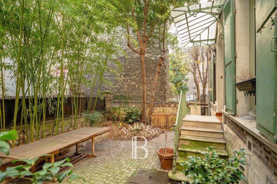 House in Montmartre, Paris 18e Arrondissement, Paris 3 - 17357972