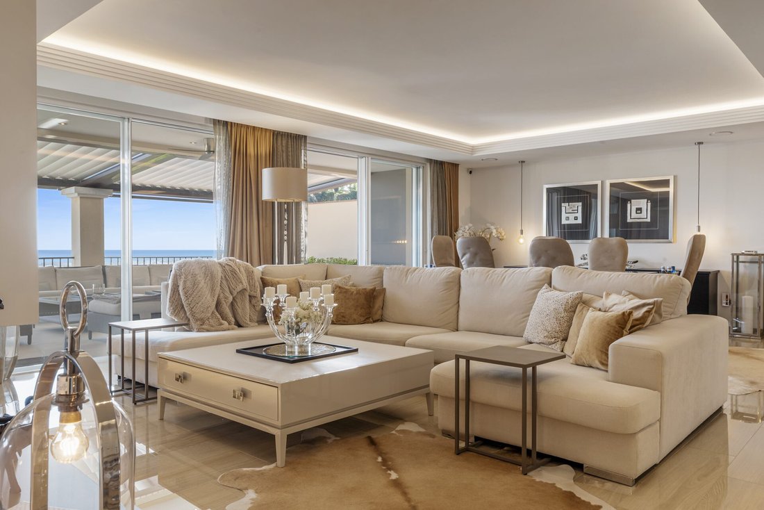 Apartment in Benahavis, Andalusia, Spain 1 - 17363070