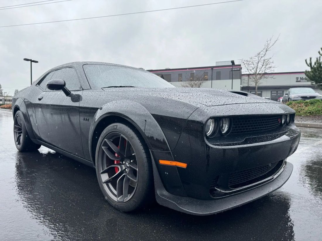 Coupe in Bellevue, WA, United States 2 - 17364491