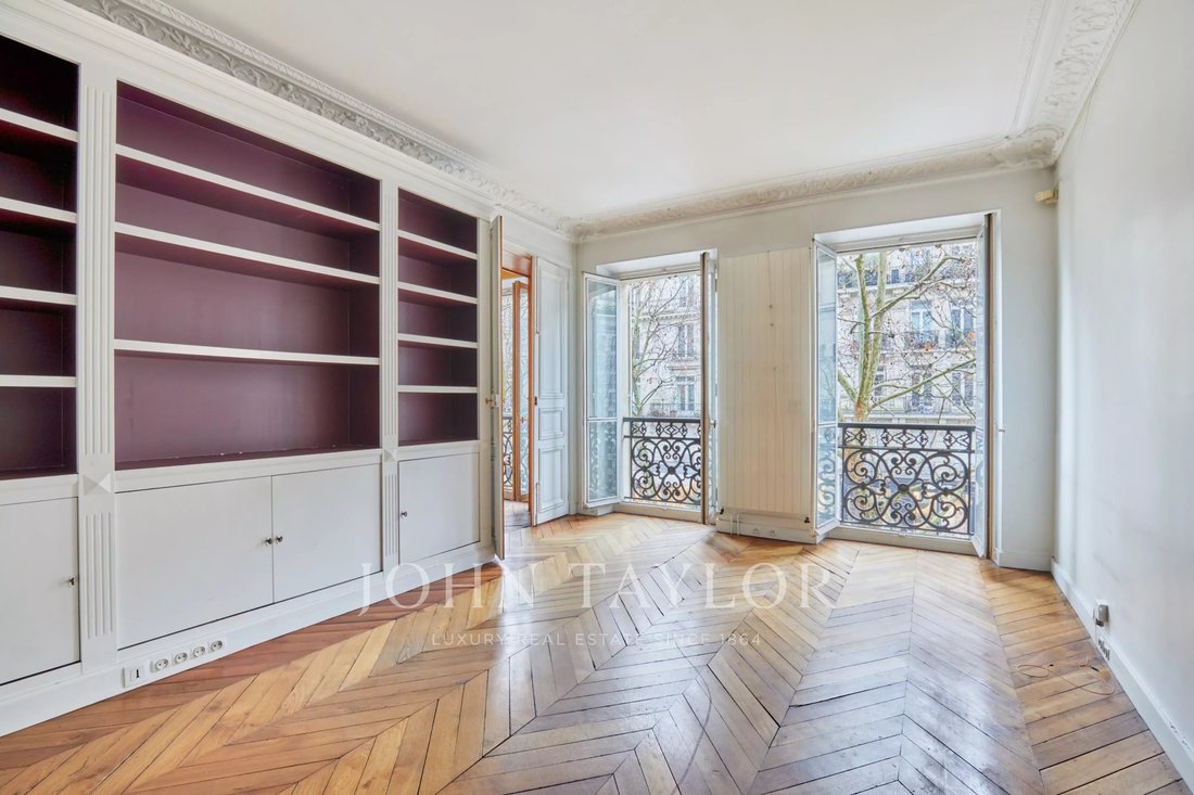 Apartment in Saint Thomas d'Aquin, Paris 7e Arrondissement, Paris 3 - 17361754