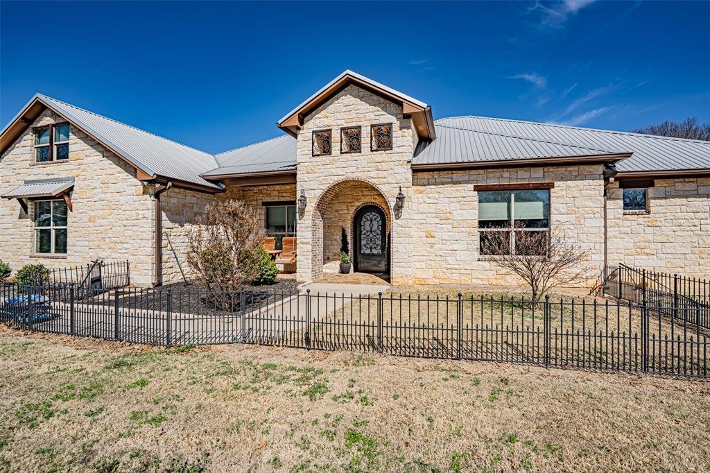 House in Granbury, Texas, United States 5 - 17361151