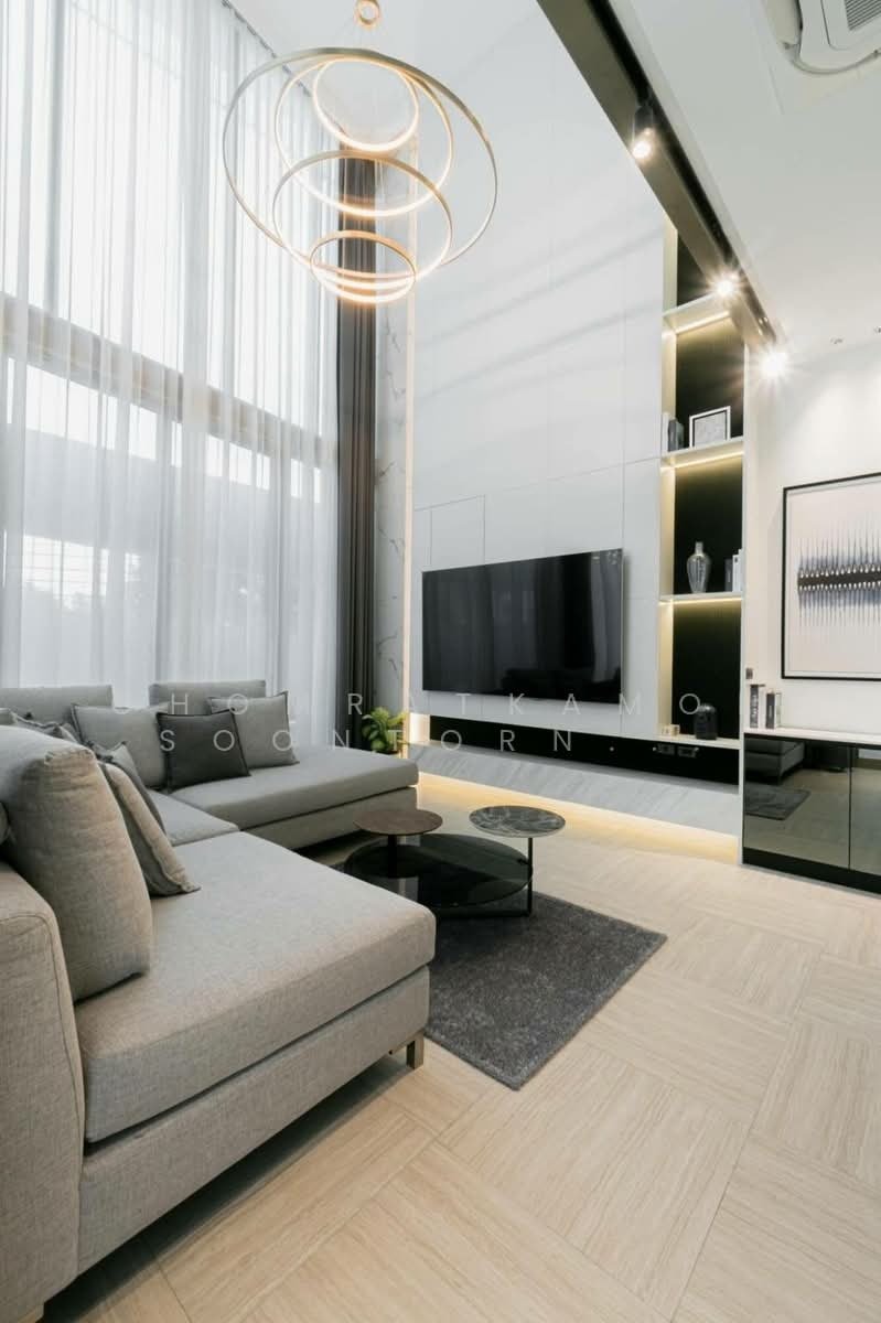 Townhouse in Chatuchak, Krung Thep Maha Nakhon, Thailand 2 - 17369025