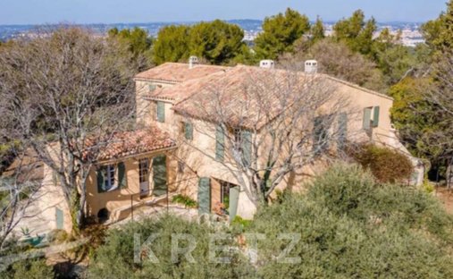 Villa in Grand Sud- Aix la Duranne, Aix-en-Provence, France 1