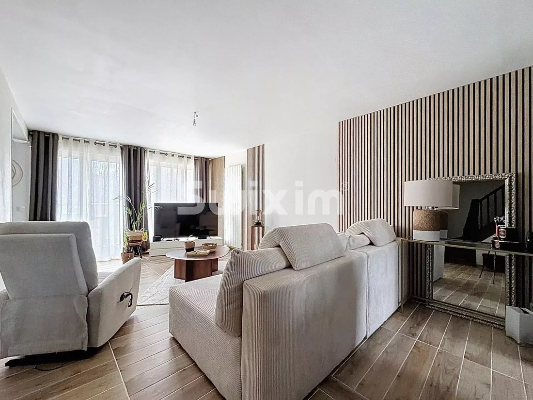 Apartment in Est, Gex, France 3 - 15566988