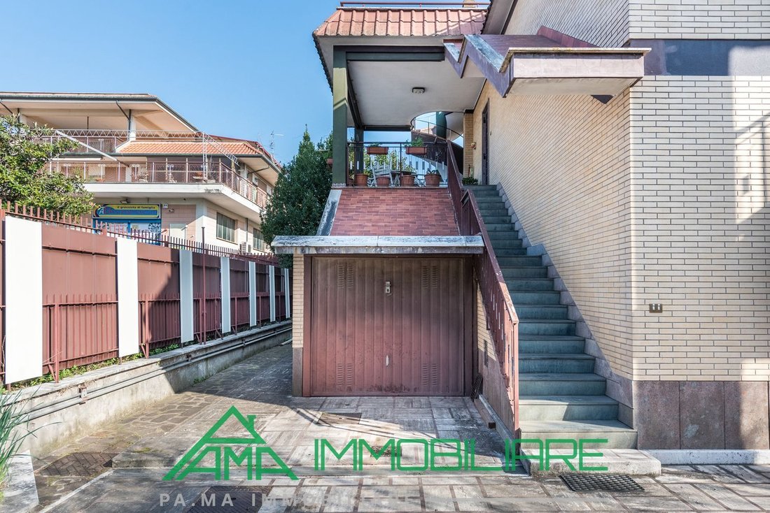 Villa in Borghesiana - Finocchio District, Rome, Italy 4 - 17366795
