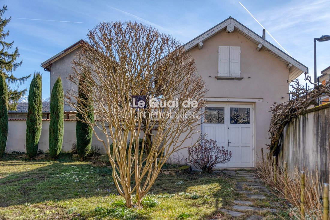 House in Bourg, Le Pont-de-Claix, France 3 - 17362409