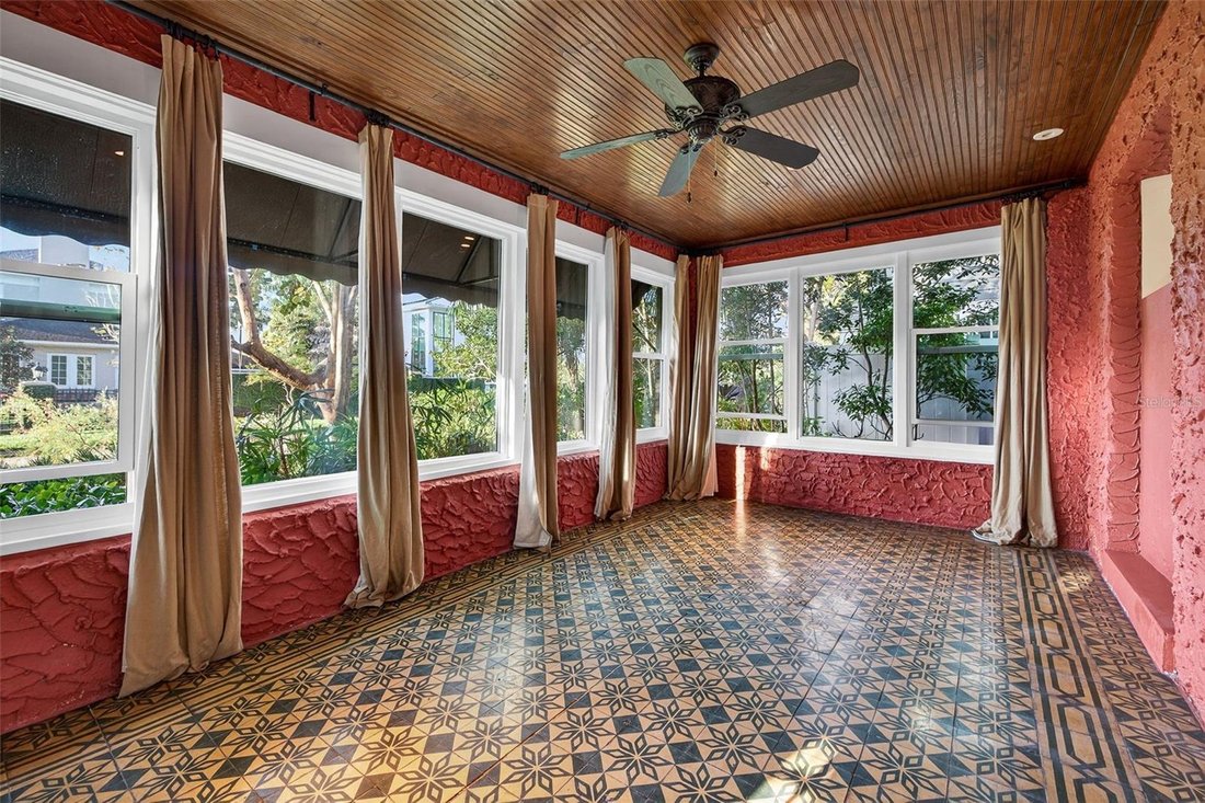 House in St. Petersburg, Florida, United States 3 - 17357156
