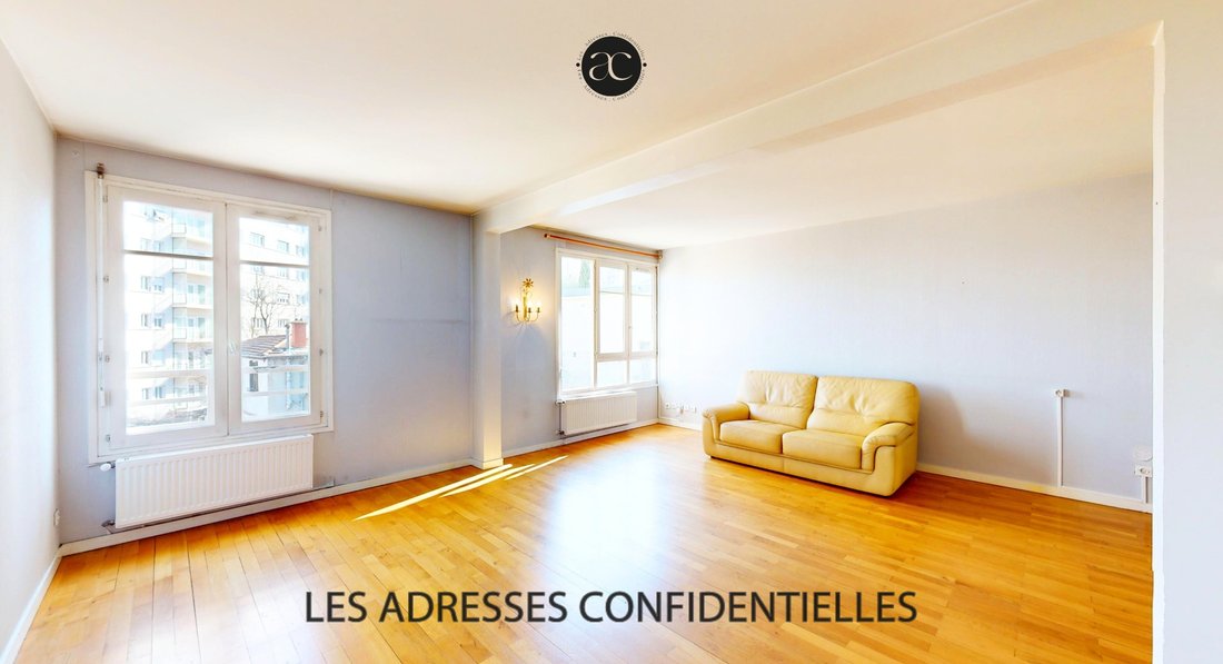 Apartment in Croix Rousse-Gros Caillou, Lyon 4e Arrondissement, Lyon 1 - 17357454
