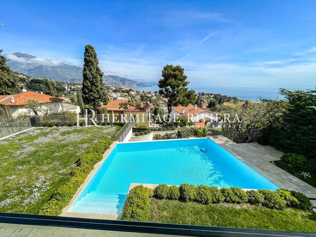 Villa in Village-Cros de Caste-Coupiere-Mont Gros, Roquebrune-Cap-Martin, France 2 - 14381516