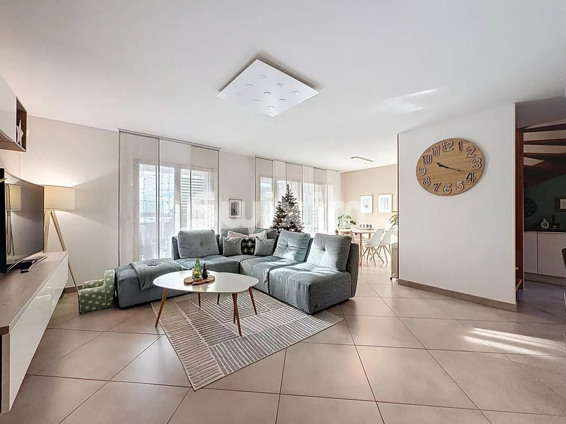 Apartment in Prévessin-Moëns, Auvergne-Rhône-Alpes, France 1 - 16746199