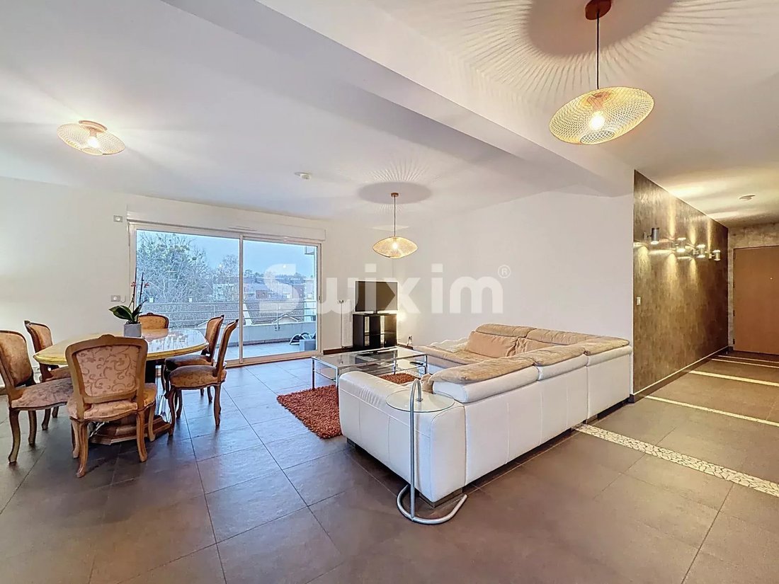 Apartment in Ferney-Voltaire, Auvergne-Rhône-Alpes, France 4 - 16801211
