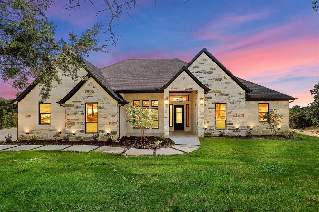 House in Weatherford, Texas, United States 2 - 17360987