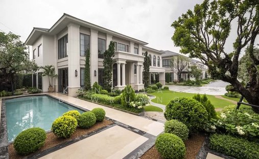 House in Sala Thammasop, Bangkok, Thailand 1