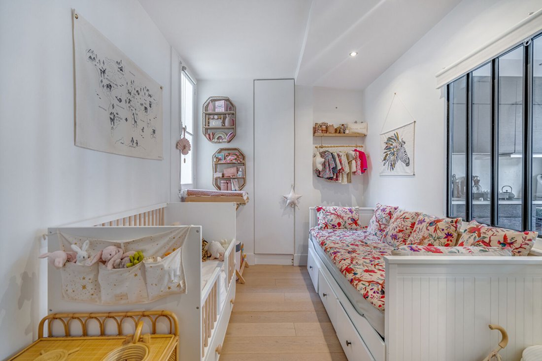 Apartment in Violet Commerce, Paris 15e Arrondissement, Paris 5 - 17368281