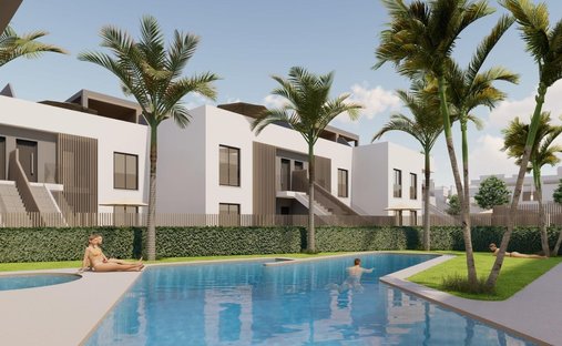 Bungalow in Pilar de la Horadada, Valencian Community, Spain 1