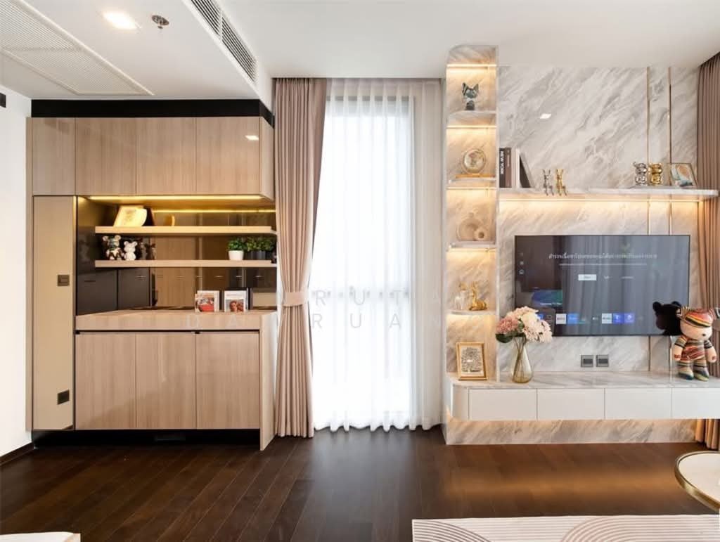 Condo in Thanon Phaya Thai, Bangkok, Thailand 2 - 17369009