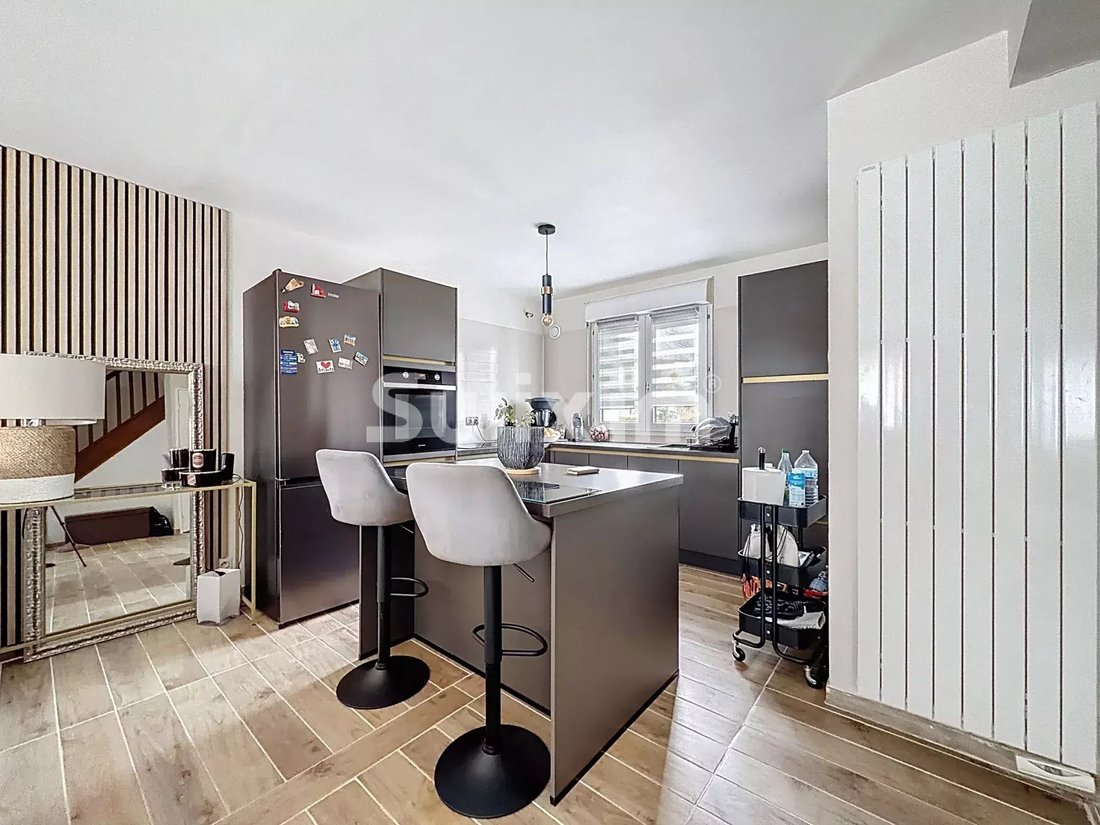 Apartment in Est, Gex, France 2 - 15566988