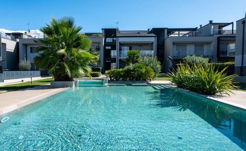 Apartment in San Benedetto di Lugana, Peschiera del Garda, Veneto 1