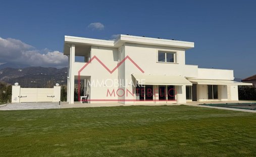Villa in Caranna-Vaiana, Forte dei Marmi, Tuscany 1