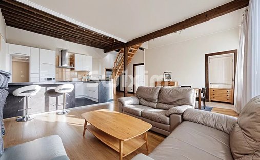 Townhouse in Ouest, Gex, France 1