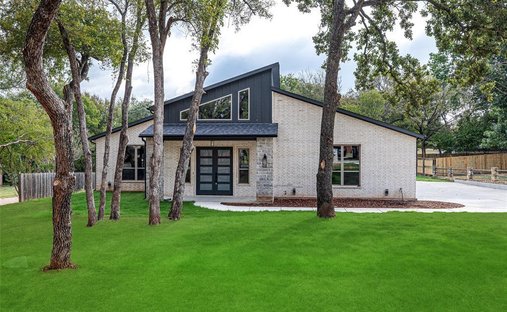 House in Granbury, Texas, United States 1