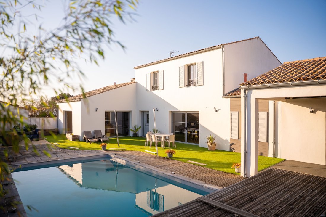 House in Centre Ville, La Rochelle, France 1 - 17361468