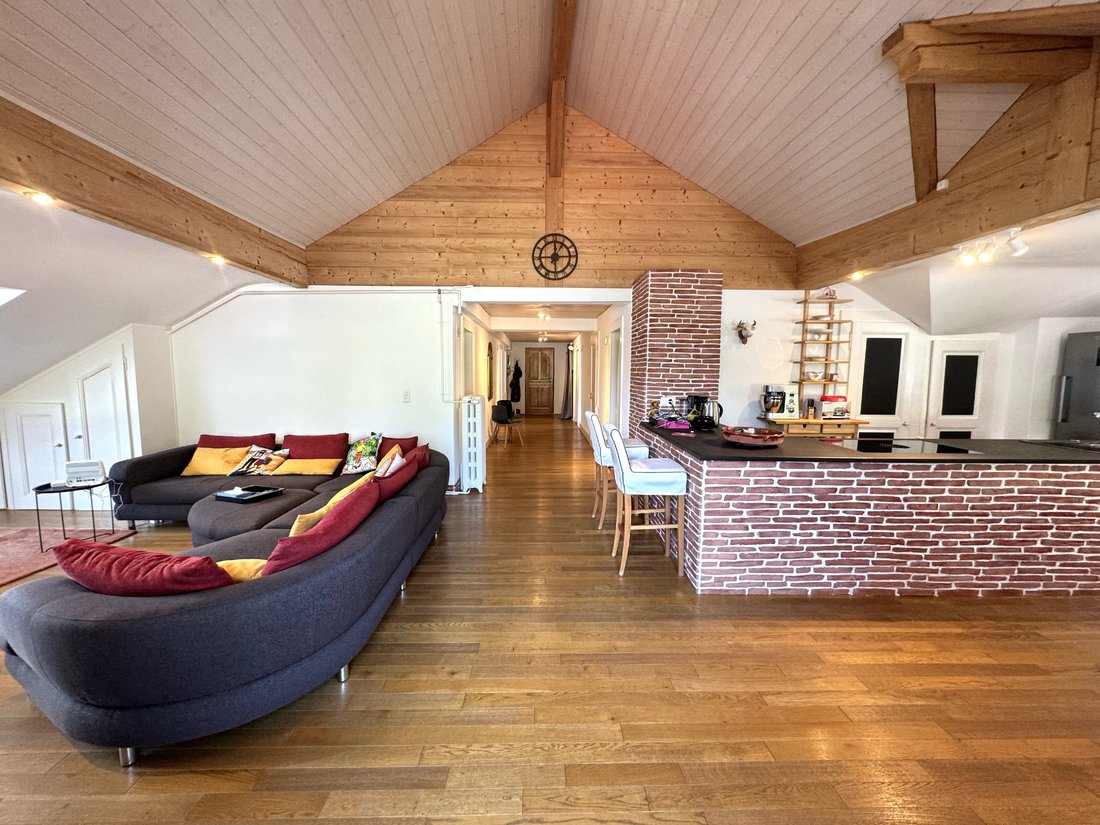 Top Floor Alpine Apartment With Balcony And Mountain Views In Gryon