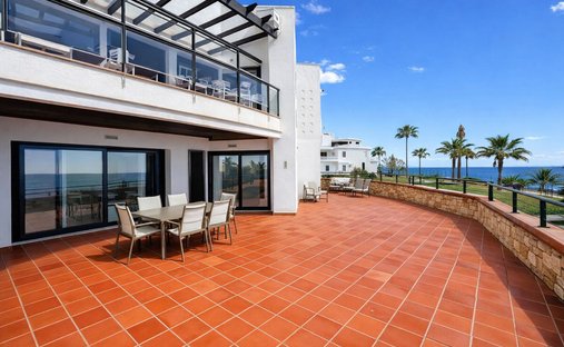 Apartment in Casares, Andalusia, Spain 1