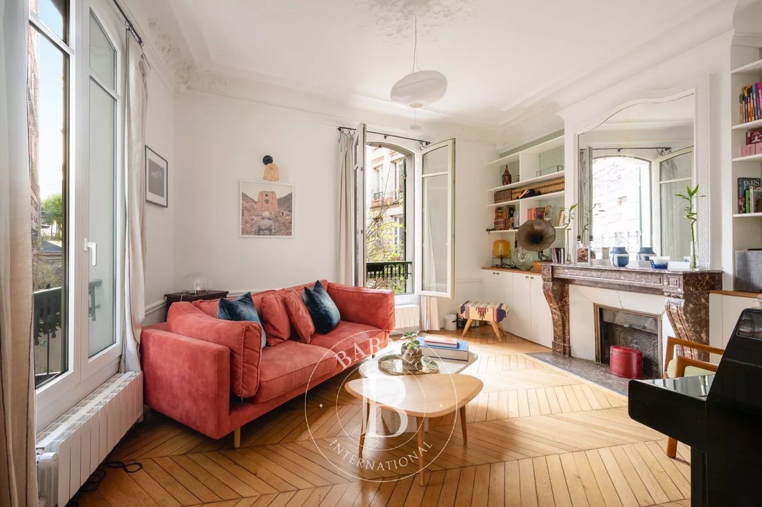 House in Montmartre, Paris 18e Arrondissement, Paris 4 - 17357972