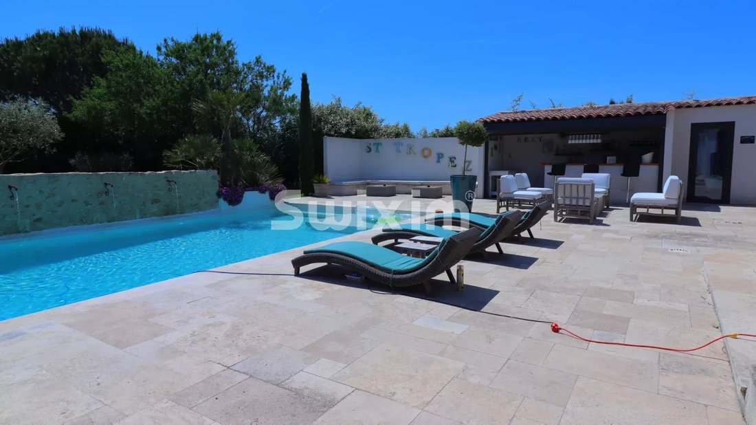 Villa in Cucuron, Provence-Alpes-Côte d'Azur, France 5 - 15719763