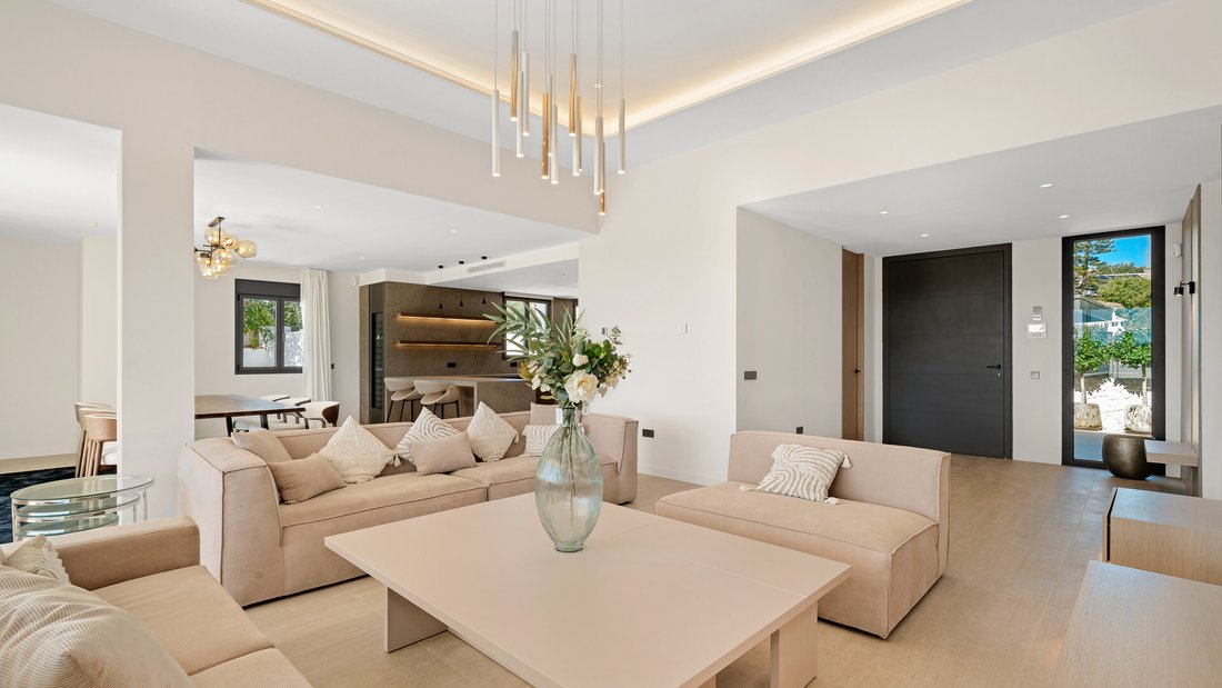 Villa in Marbella, Andalusia, Spain 4 - 17361613