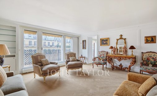 Apartment in Saint Thomas d'Aquin, Paris 7e Arrondissement, Paris 1