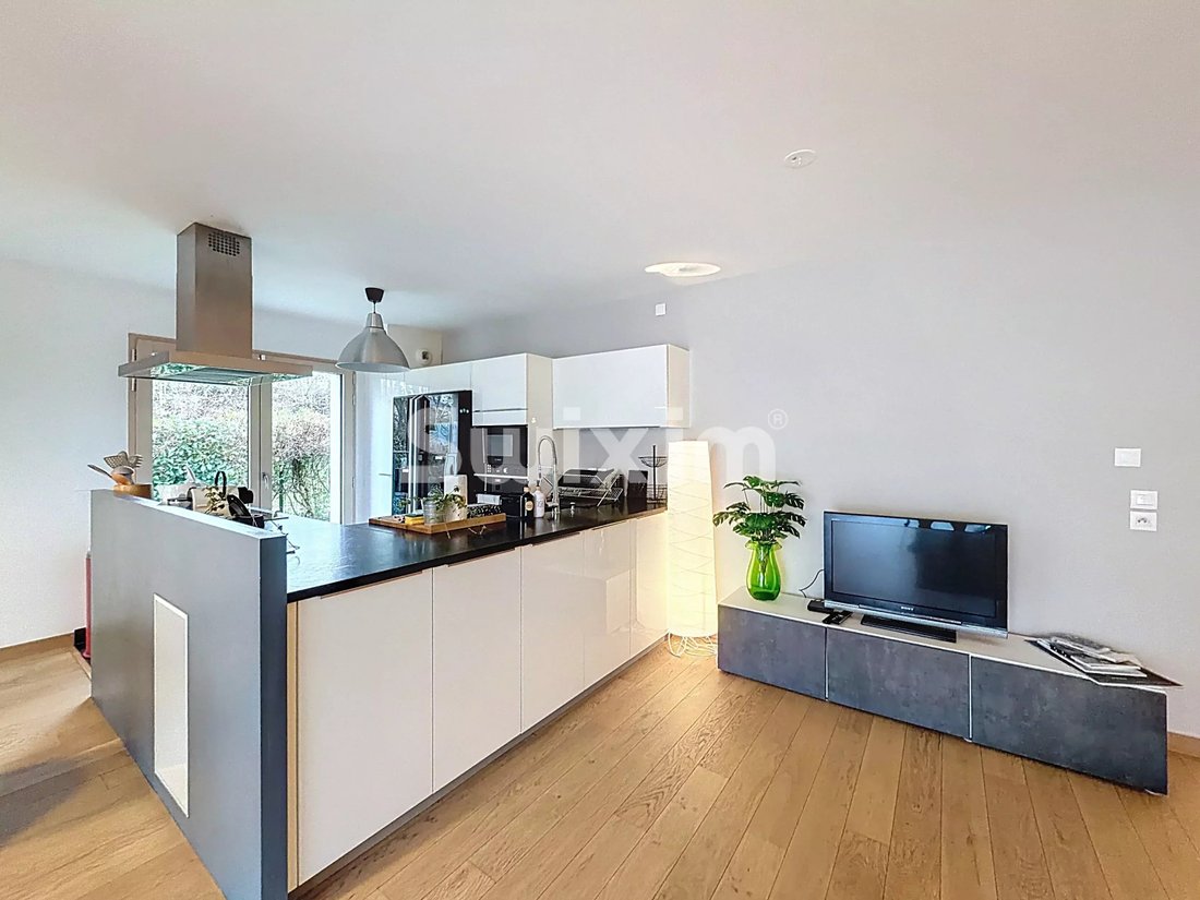 Apartment in Divonne-les-Bains, Auvergne-Rhône-Alpes, France 3 - 17136327