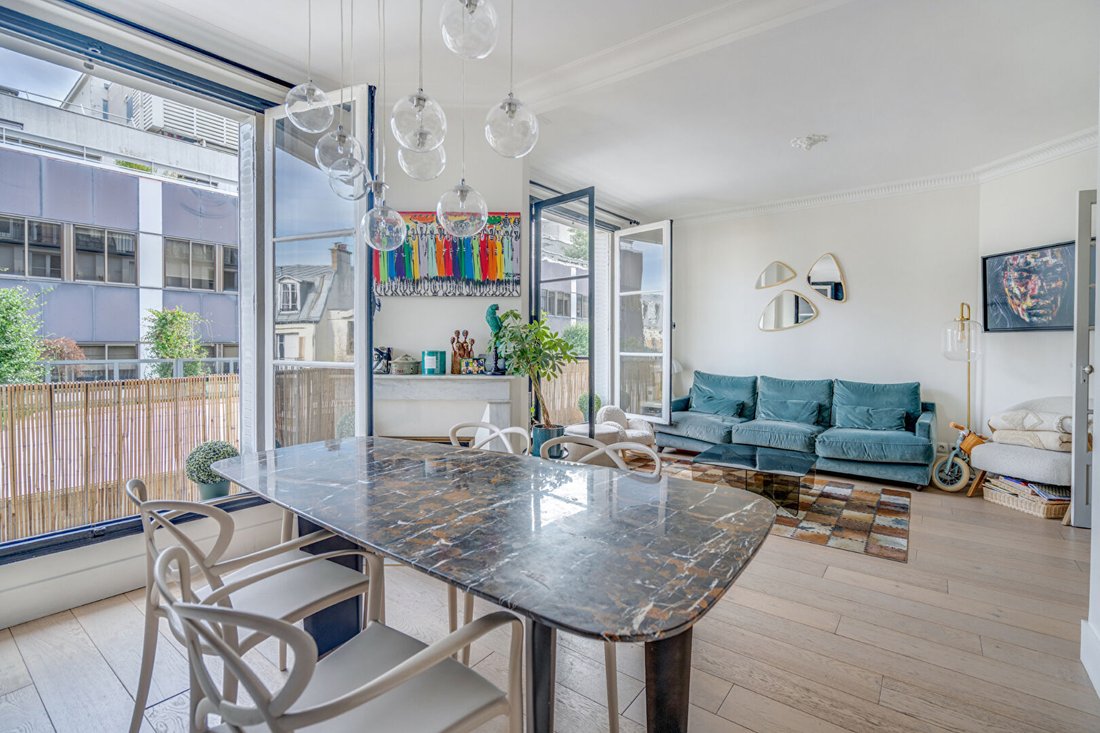 Apartment in Violet Commerce, Paris 15e Arrondissement, Paris 1 - 17368281