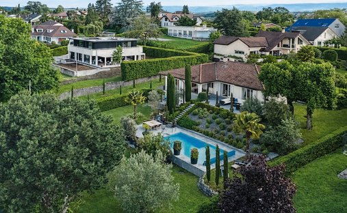 Villa in Ecublens VD, Waadt, Schweiz 1