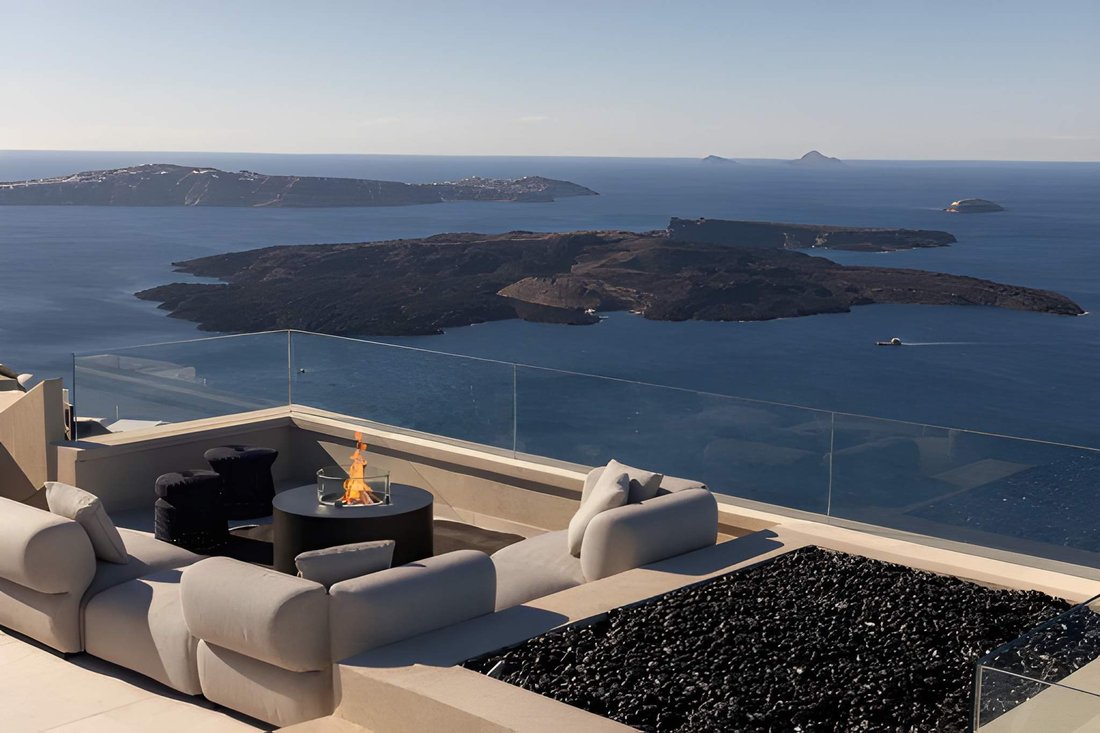 Villa in Thira, Aegean, Greece 3 - 17365939