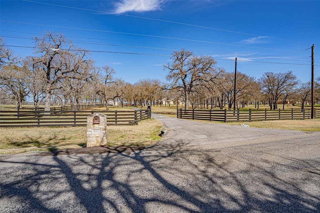 House in Granbury, Texas, United States 2 - 17361151