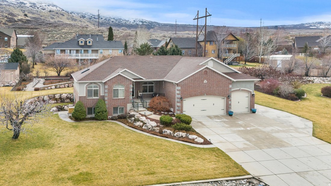 House in Willard, Utah, United States 3 - 17359477