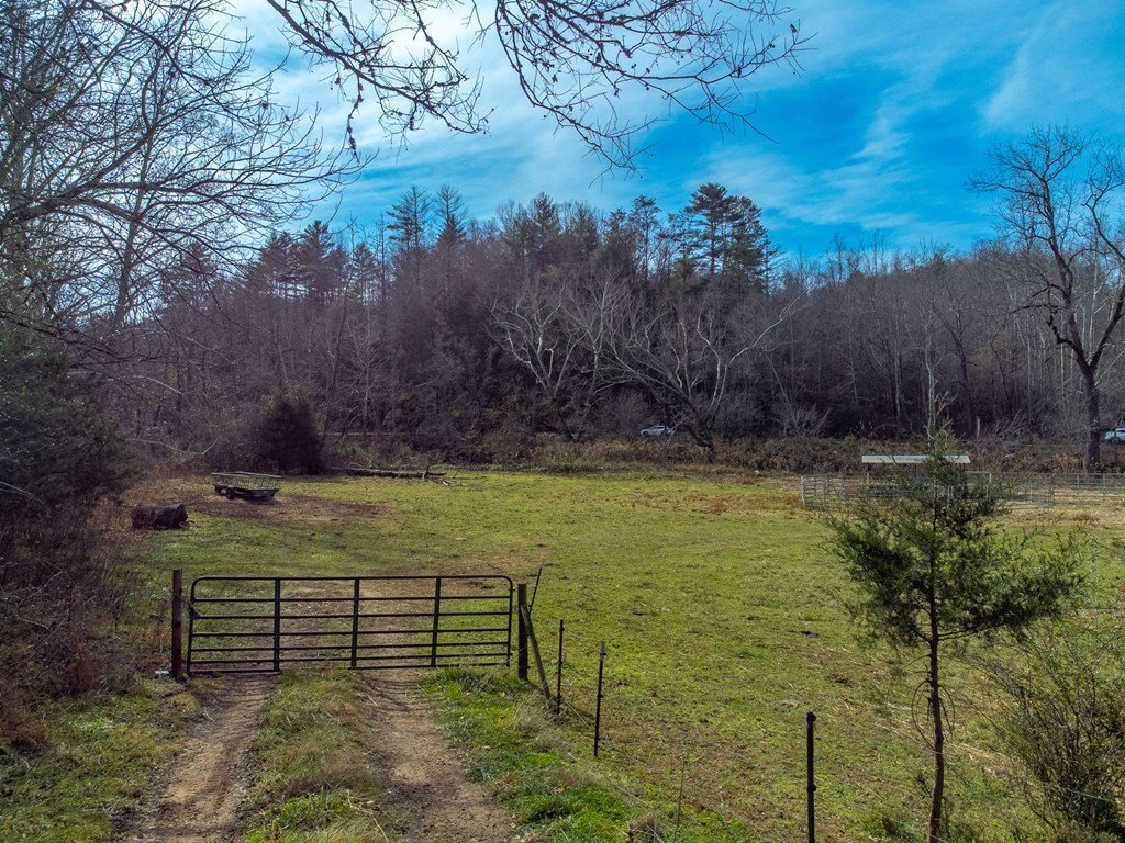 Land in Franklin, North Carolina, United States 3 - 17370701