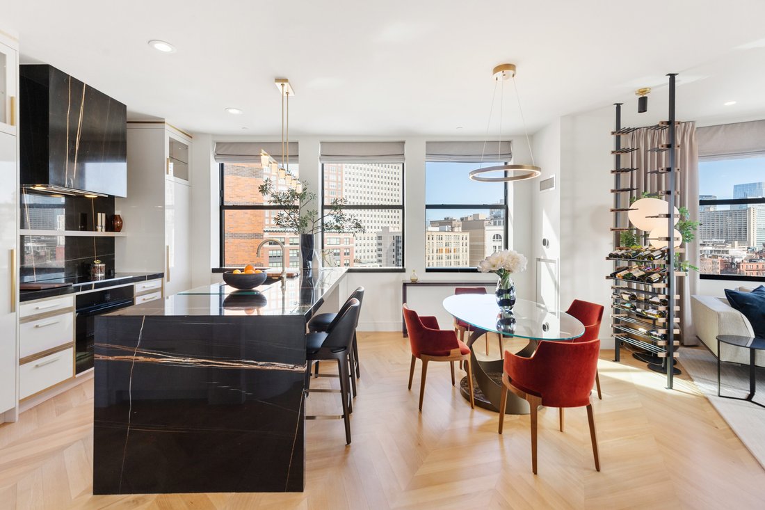 Condo in Boston, Massachusetts, United States 3 - 17365020