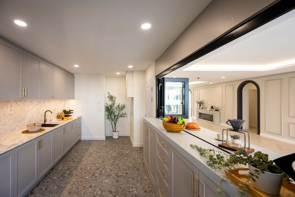 Condo in Khlong Toei, Krung Thep Maha Nakhon, Thailand 5 - 17368858