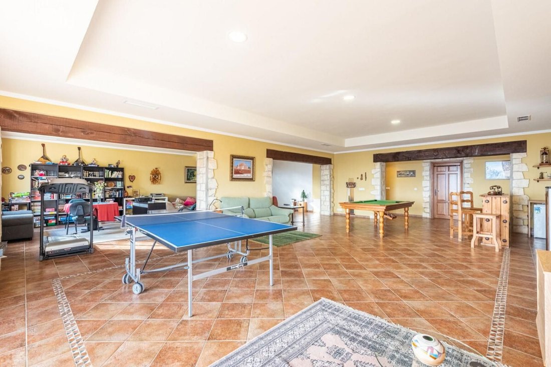 Villa in Estepona, Andalusia, Spain 5 - 17369734