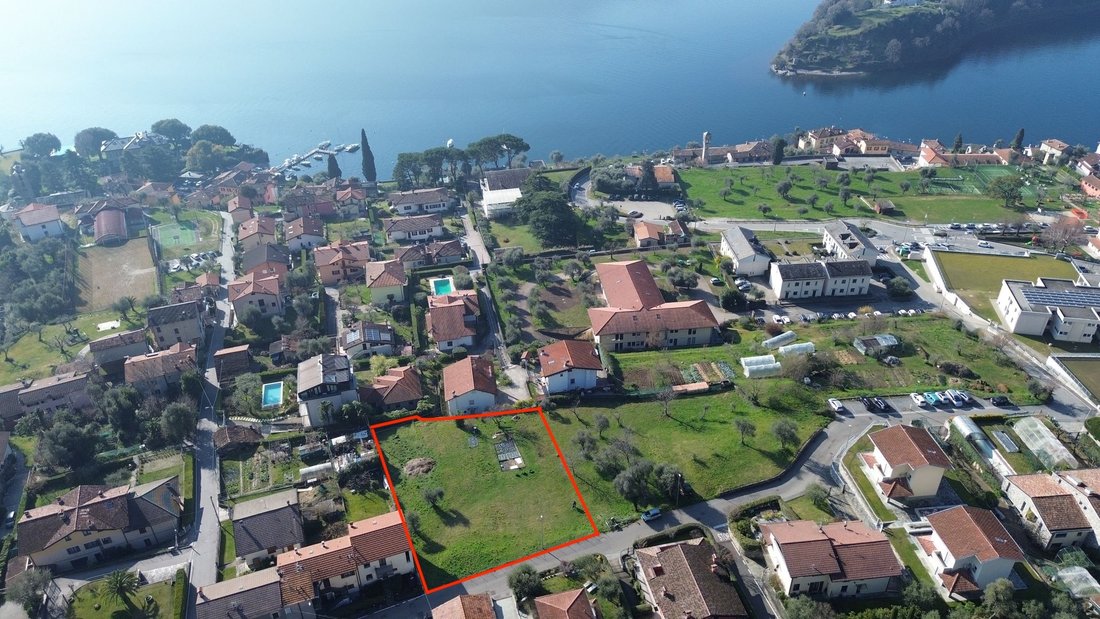 Land in Ossuccio, Lombardy, Italy 2 - 17357166