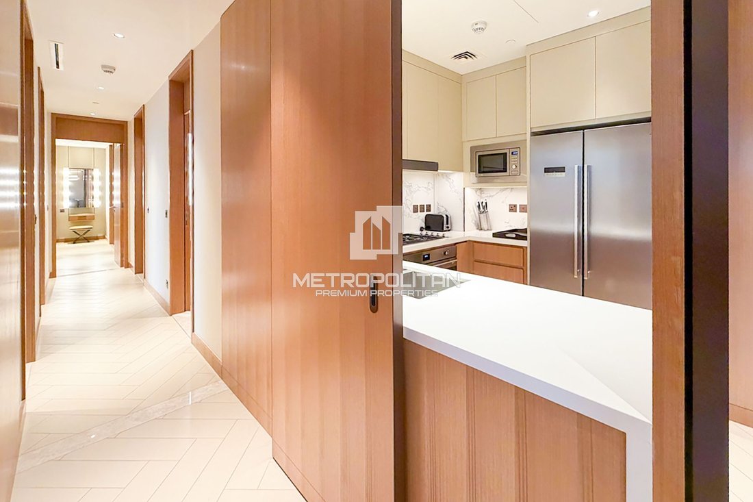 Apartment in Burj Khalifa Lake, Downtown Dubai, Dubai 5 - 17358346