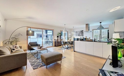 Apartment in Divonne-les-Bains, Auvergne-Rhône-Alpes, France 1