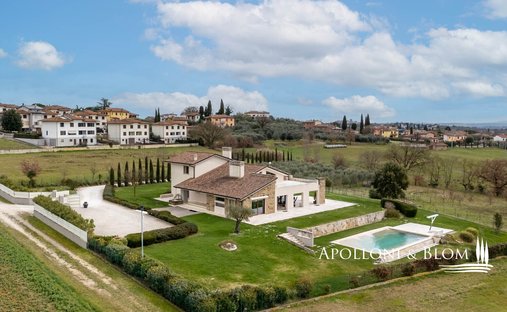 Villa in Sinalunga, Tuscany, Italy 1