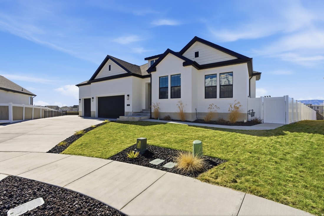 Lindon, Utah, United States 2 - 17361685