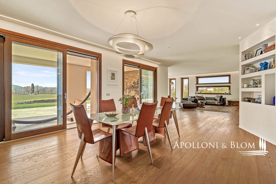 Villa in Sinalunga, Tuscany, Italy 4 - 17365576