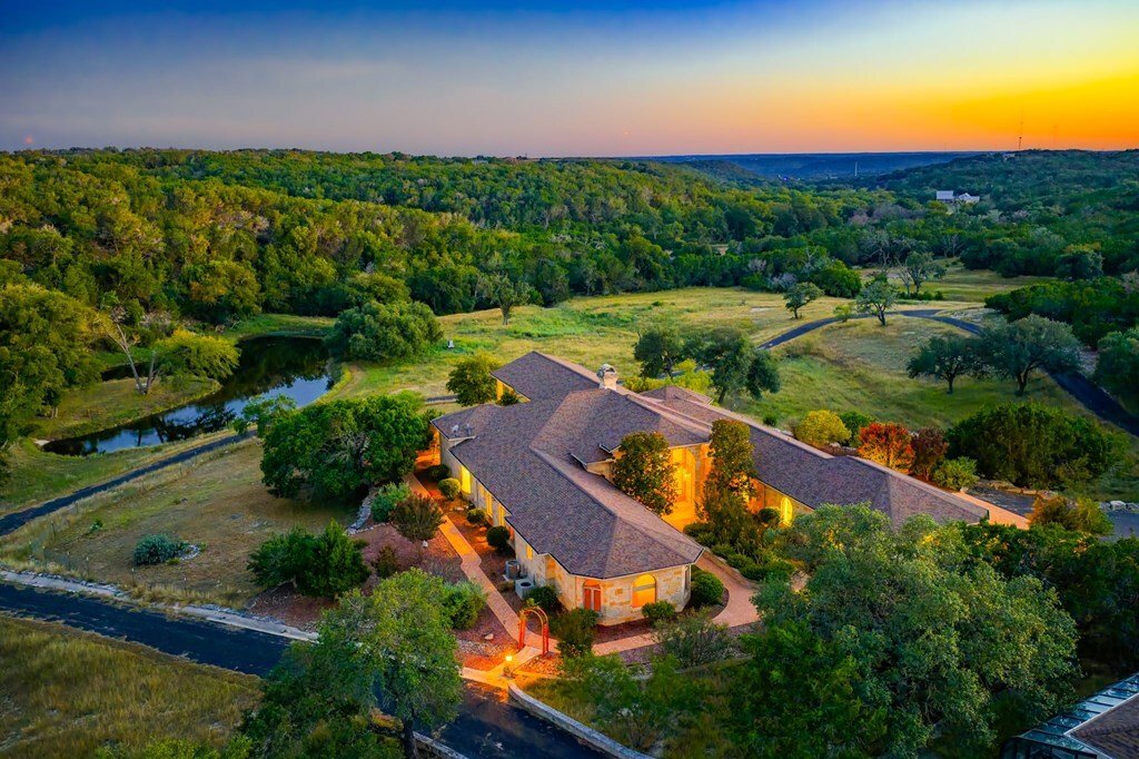 Farm Ranch in Kerrville, Texas, United States 2 - 17367576