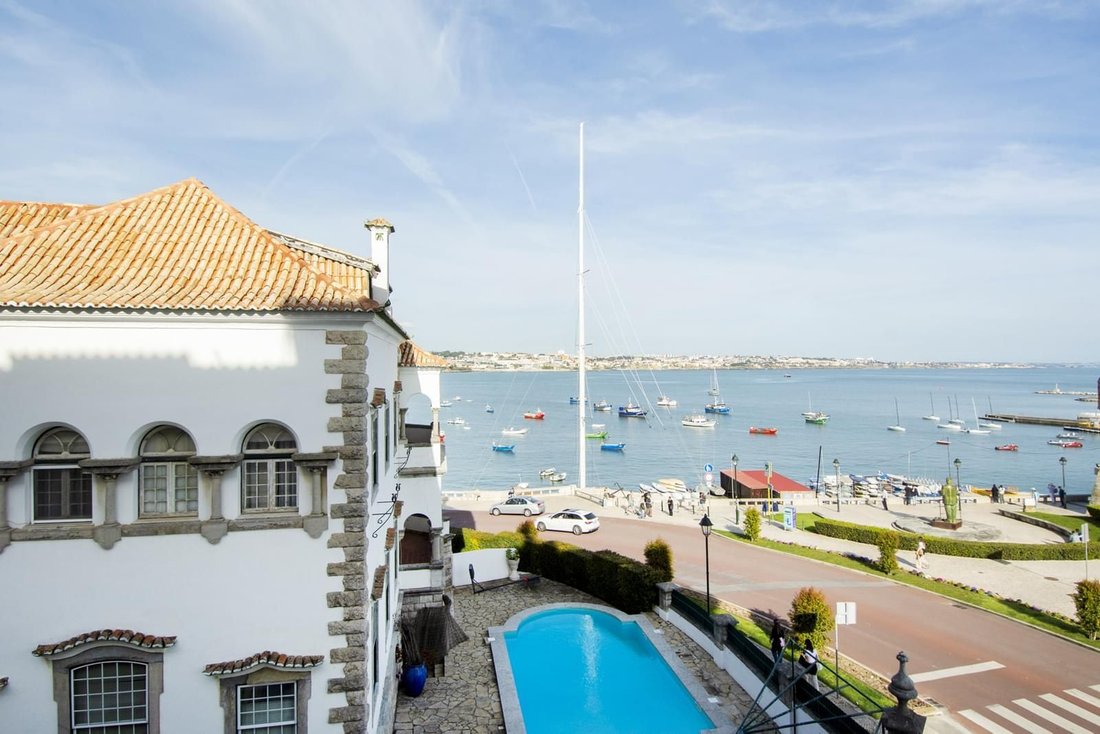 Apartment in Cascais e Estoril, Lisbon, Portugal 1 - 17364806